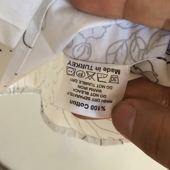 Black and white floral print - Picture 4 of 4